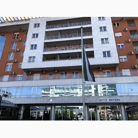 Apartman Lux Lägenhet Podgorica